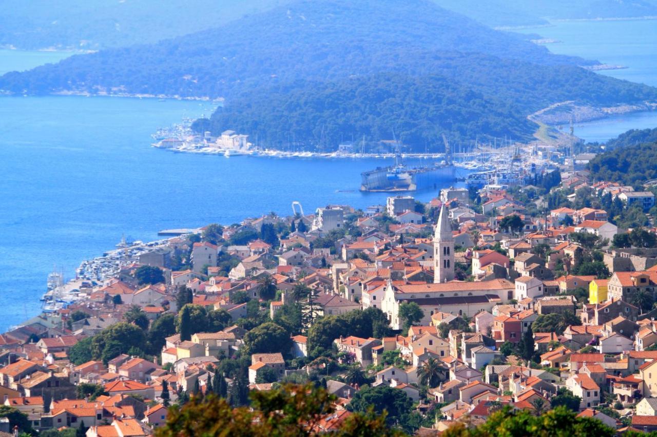 Apartments With A Parking Space Mali Lošinj Zewnętrze zdjęcie